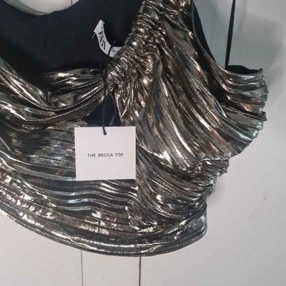 ZARA Asymmetrical "The Becca" Top L NWT - Picture 3 of 5